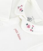 Petit Bateau Babybody met geborduurd kraagje en opschrift op de borst - Afbeelding 3